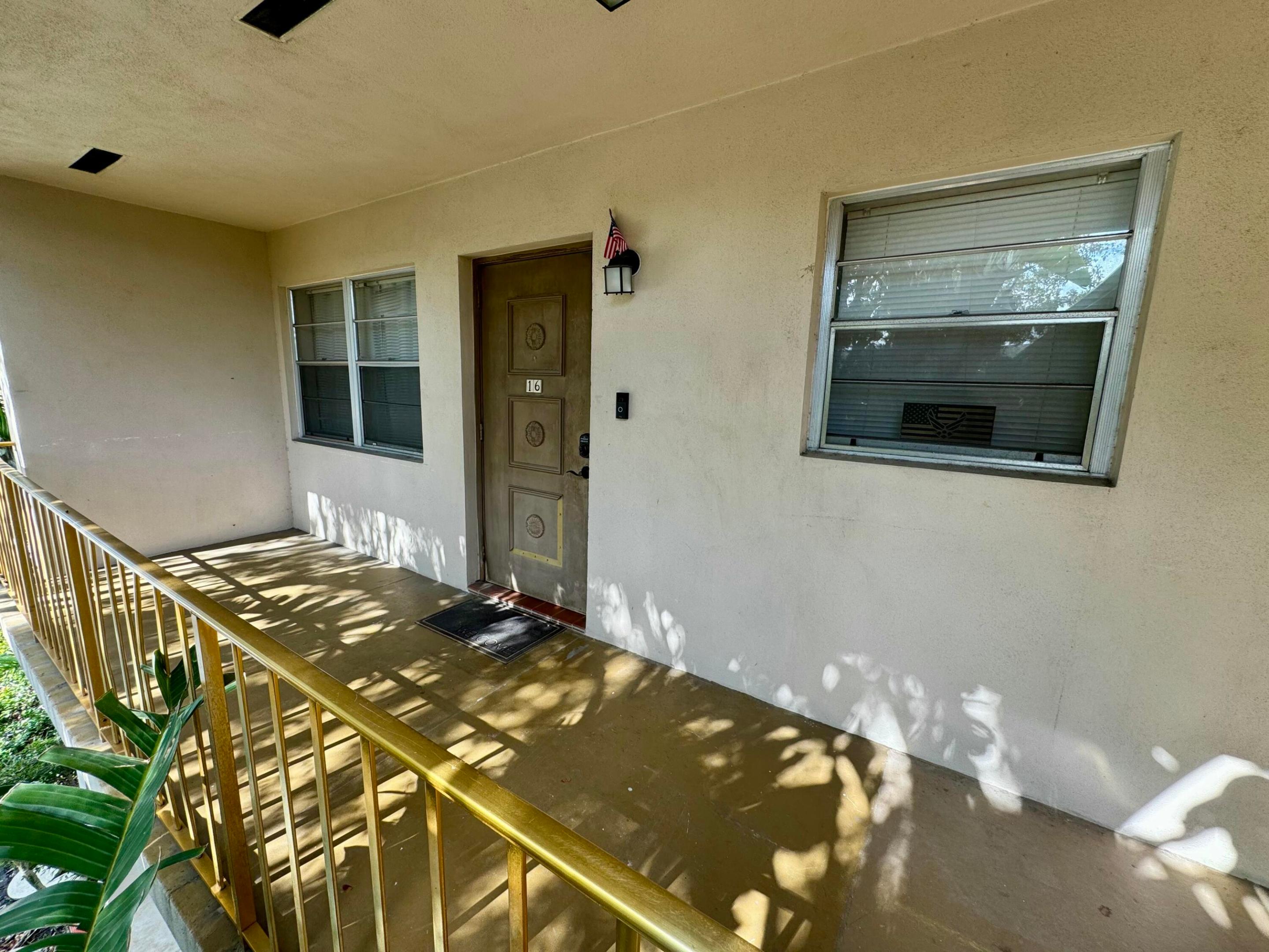 TOWNSITE APTS SEVENTEEN CONDO - Residential