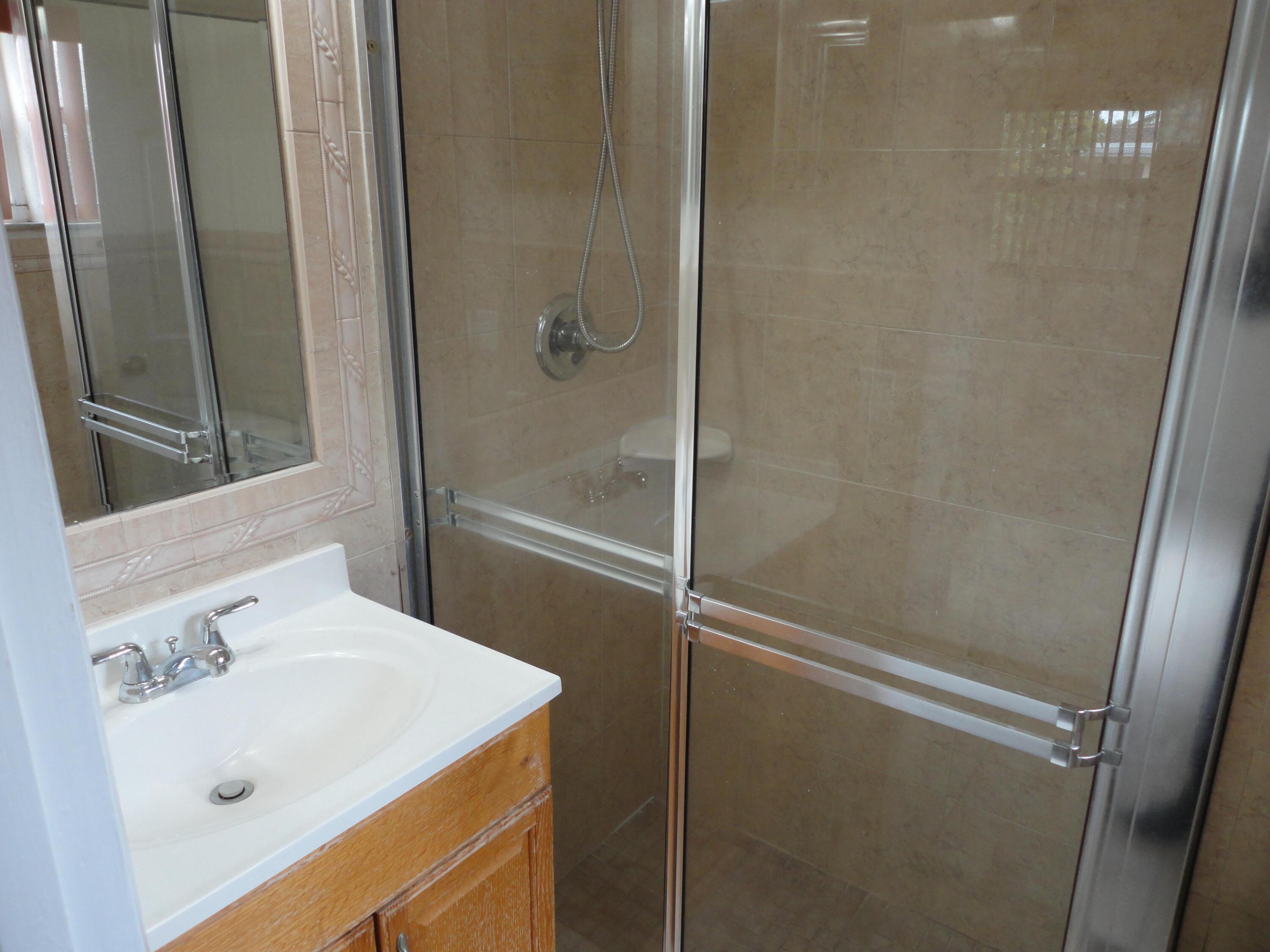 ORIOLE-MARGATE SEC 4 - Residential Lease