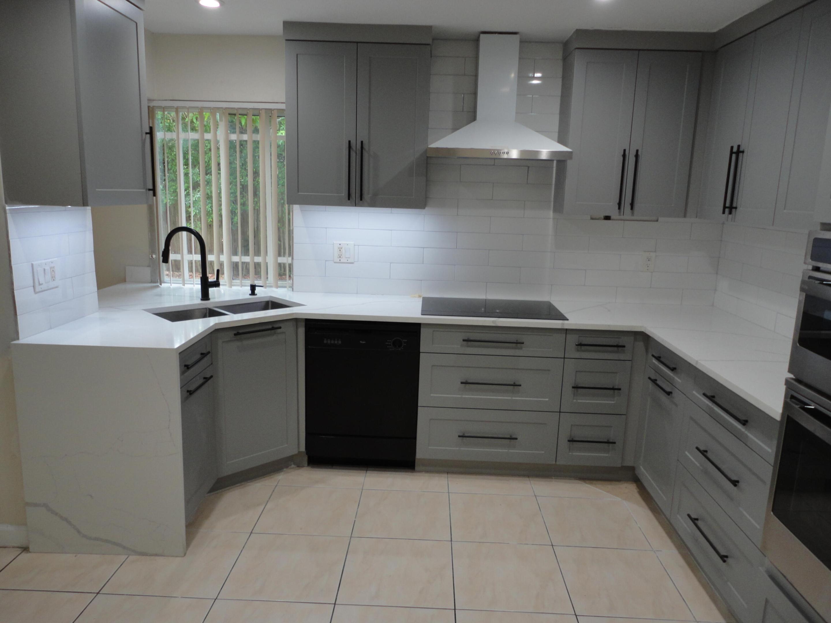 ORIOLE-MARGATE SEC 4 - Residential Lease