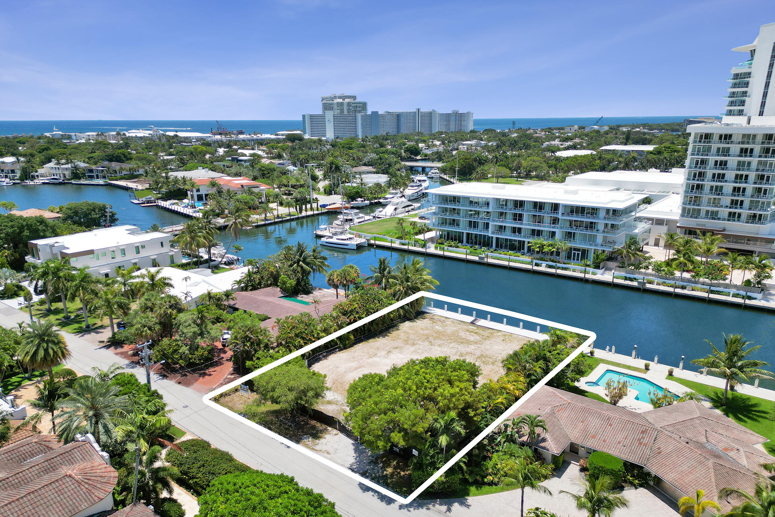 HARBOR BEACH - Land