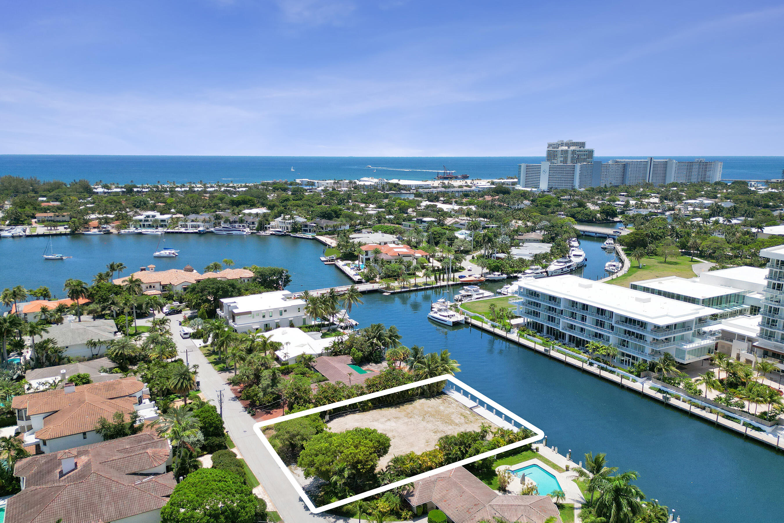 HARBOR BEACH - Land