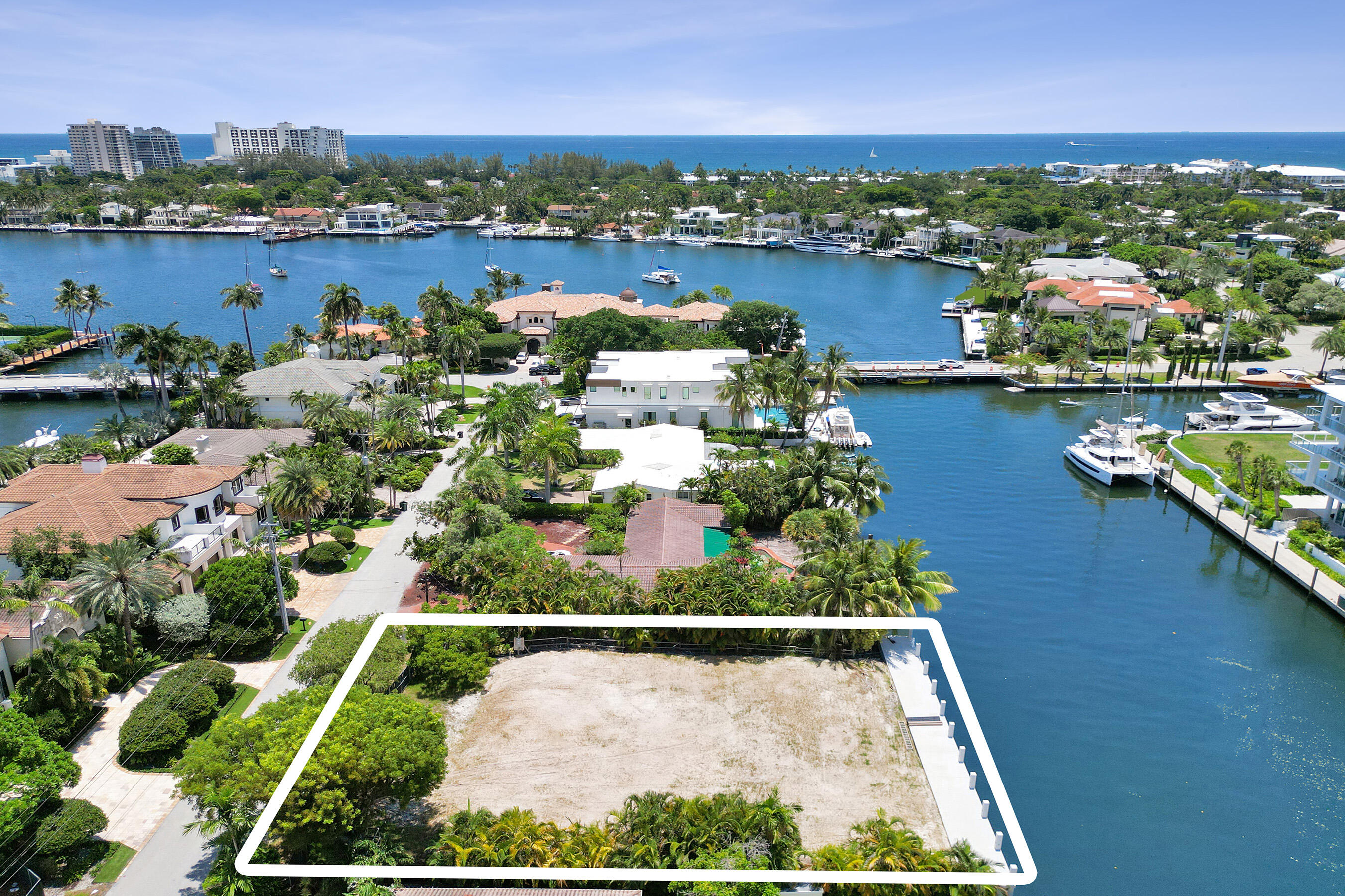 HARBOR BEACH - Land
