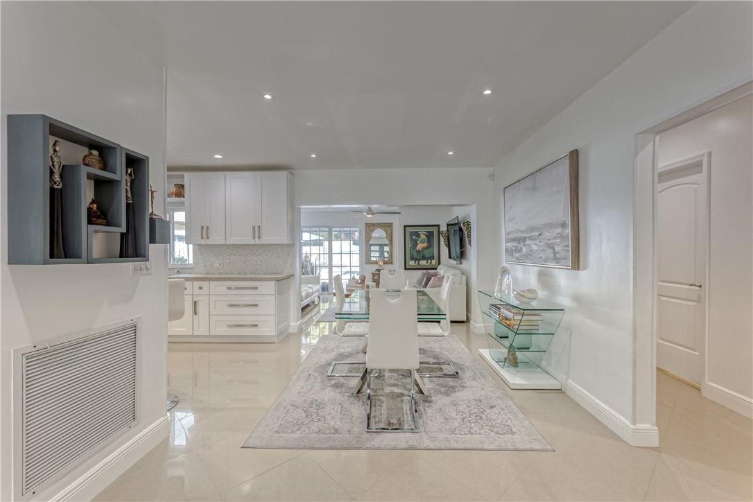 Hollywood 1-21 B - Residential
