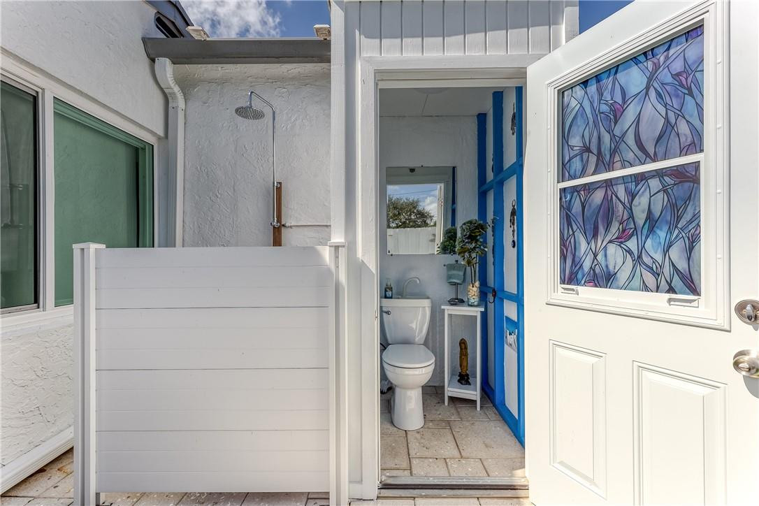 Hollywood 1-21 B - Residential