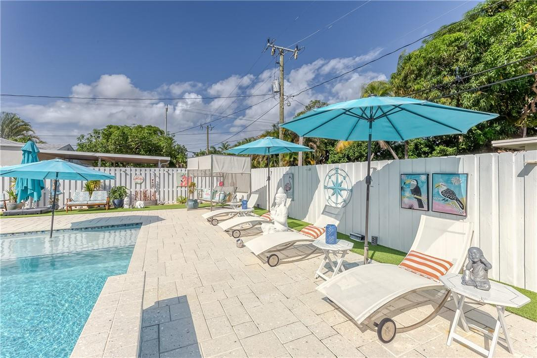 Hollywood 1-21 B - Residential
