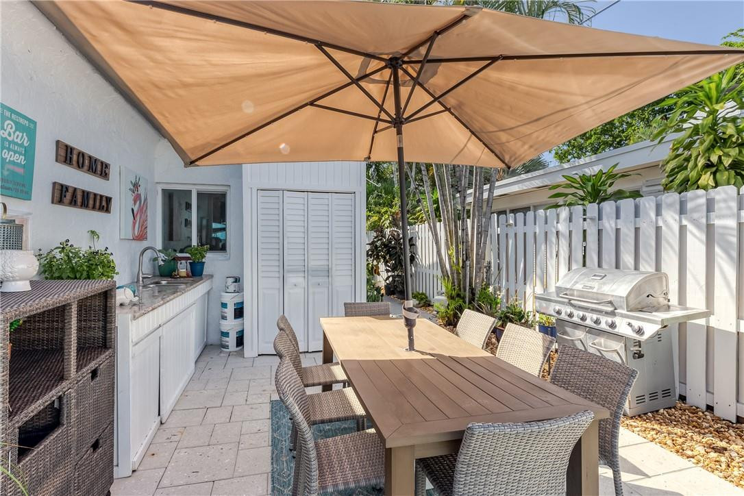 Hollywood 1-21 B - Residential