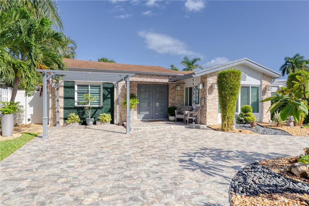 Hollywood 1-21 B - Residential