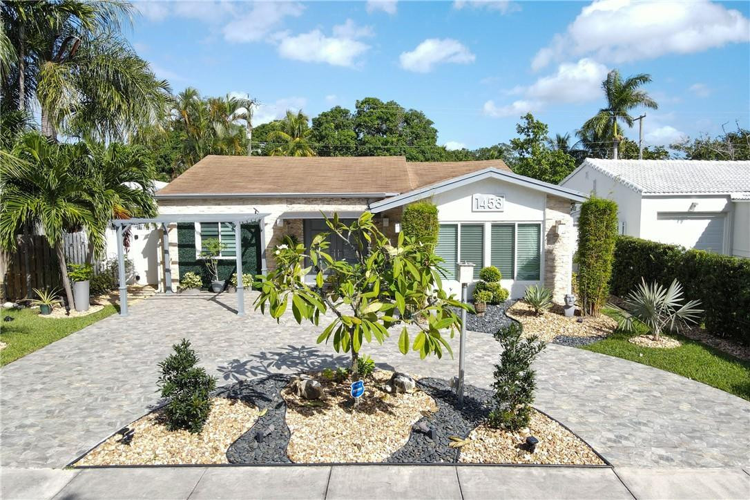 Hollywood 1-21 B - Residential
