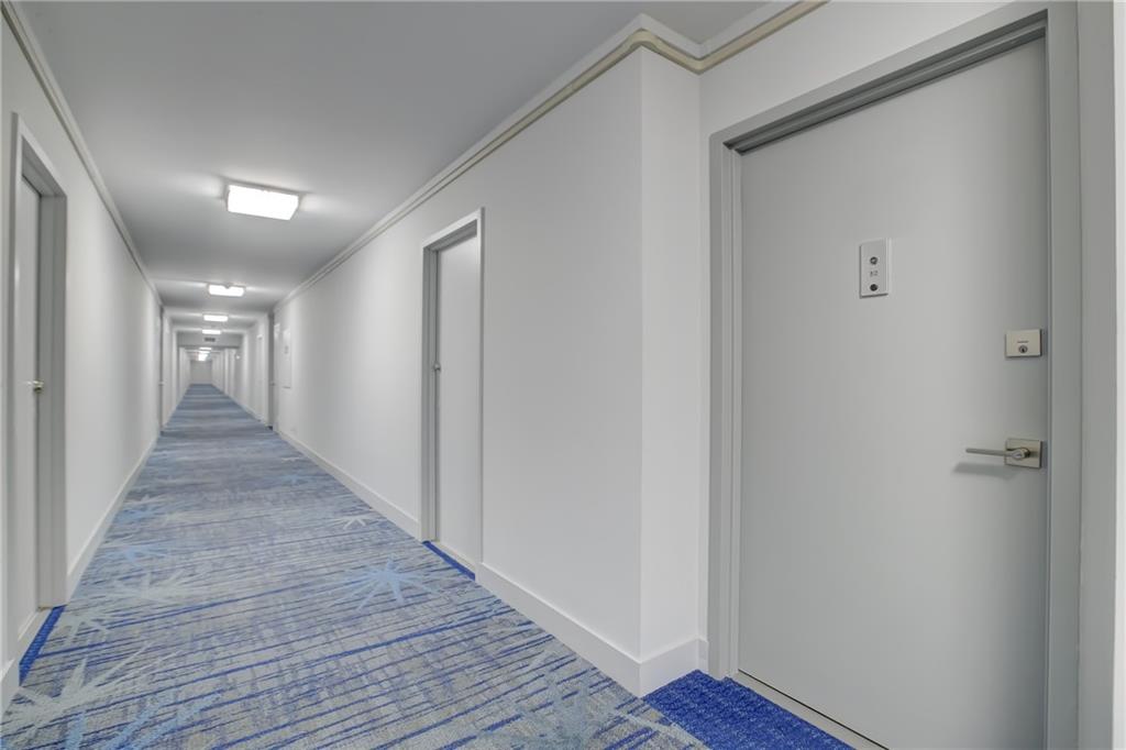 EAST POINT TOWERS - Residential