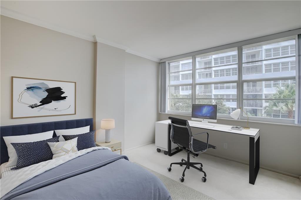EAST POINT TOWERS - Residential