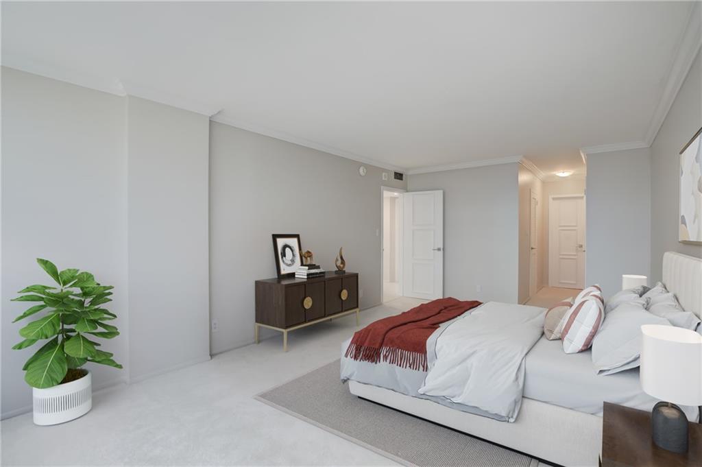 EAST POINT TOWERS - Residential