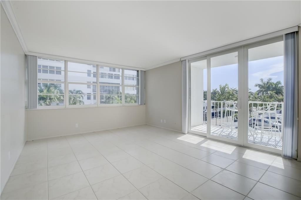 EAST POINT TOWERS - Residential