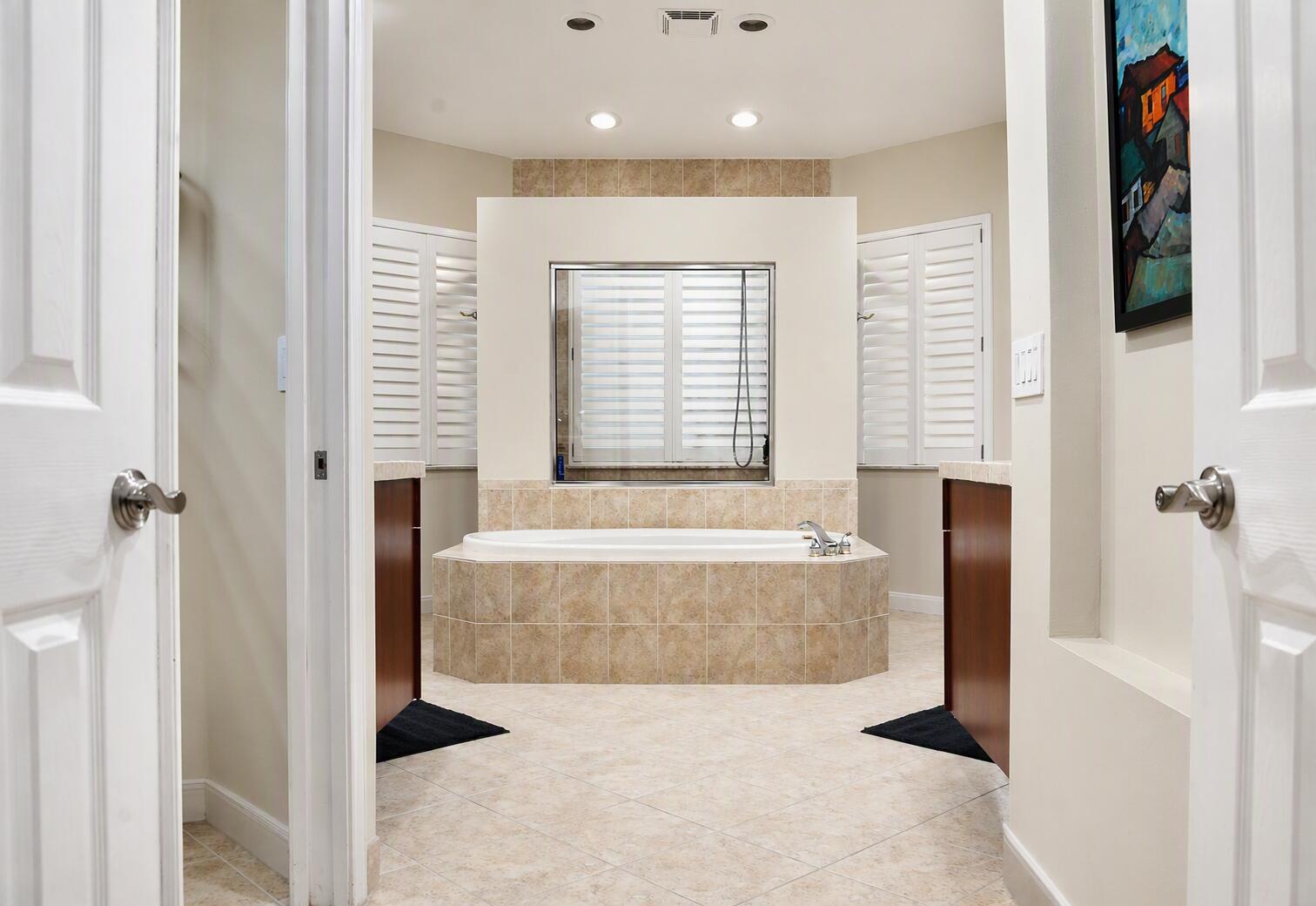 RIVIERA ISLES II - Residential