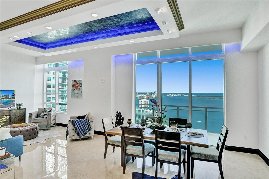 THE PLAZA 901 BRICKELL CONDO - Residential