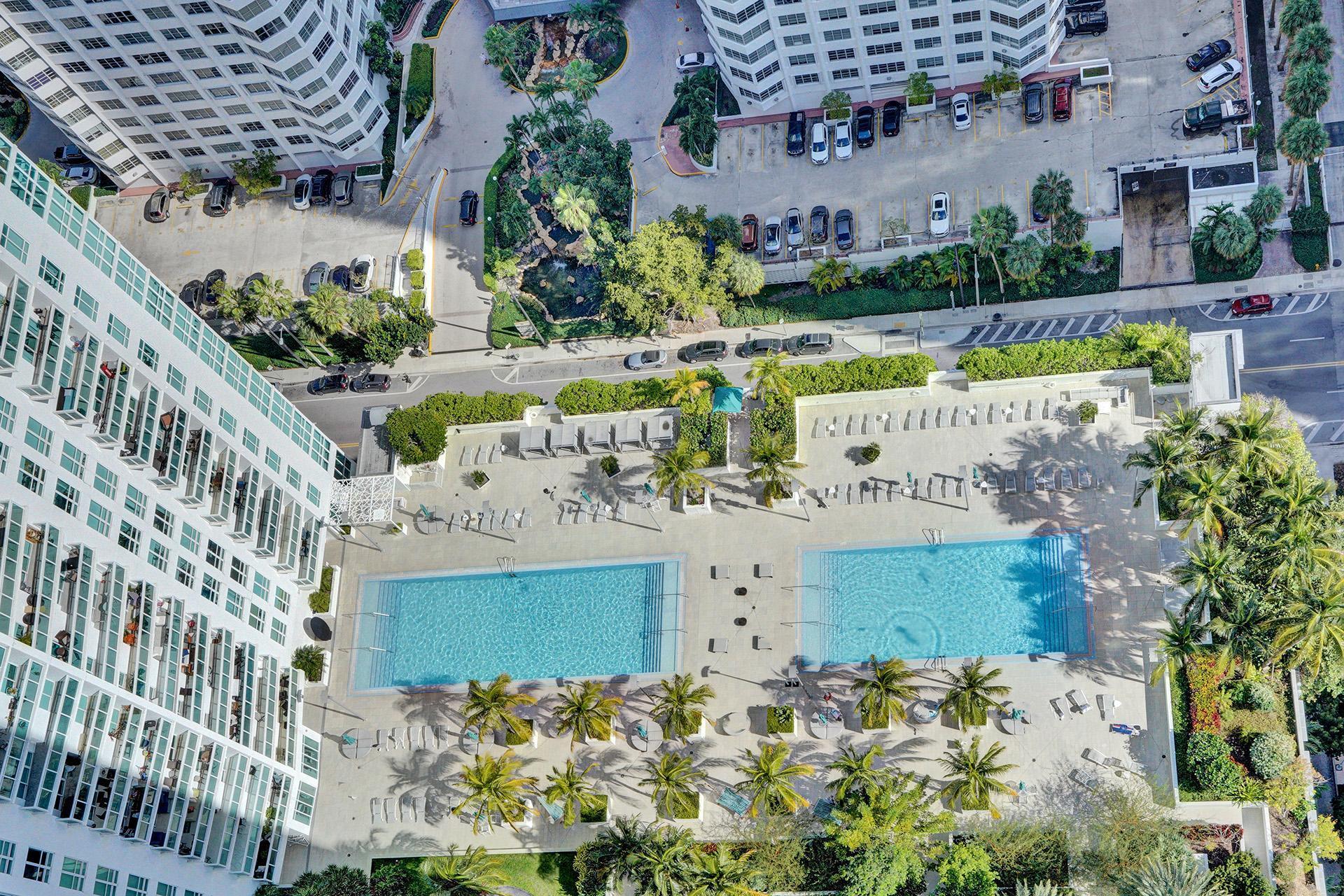 THE PLAZA 901 BRICKELL CONDO - Residential