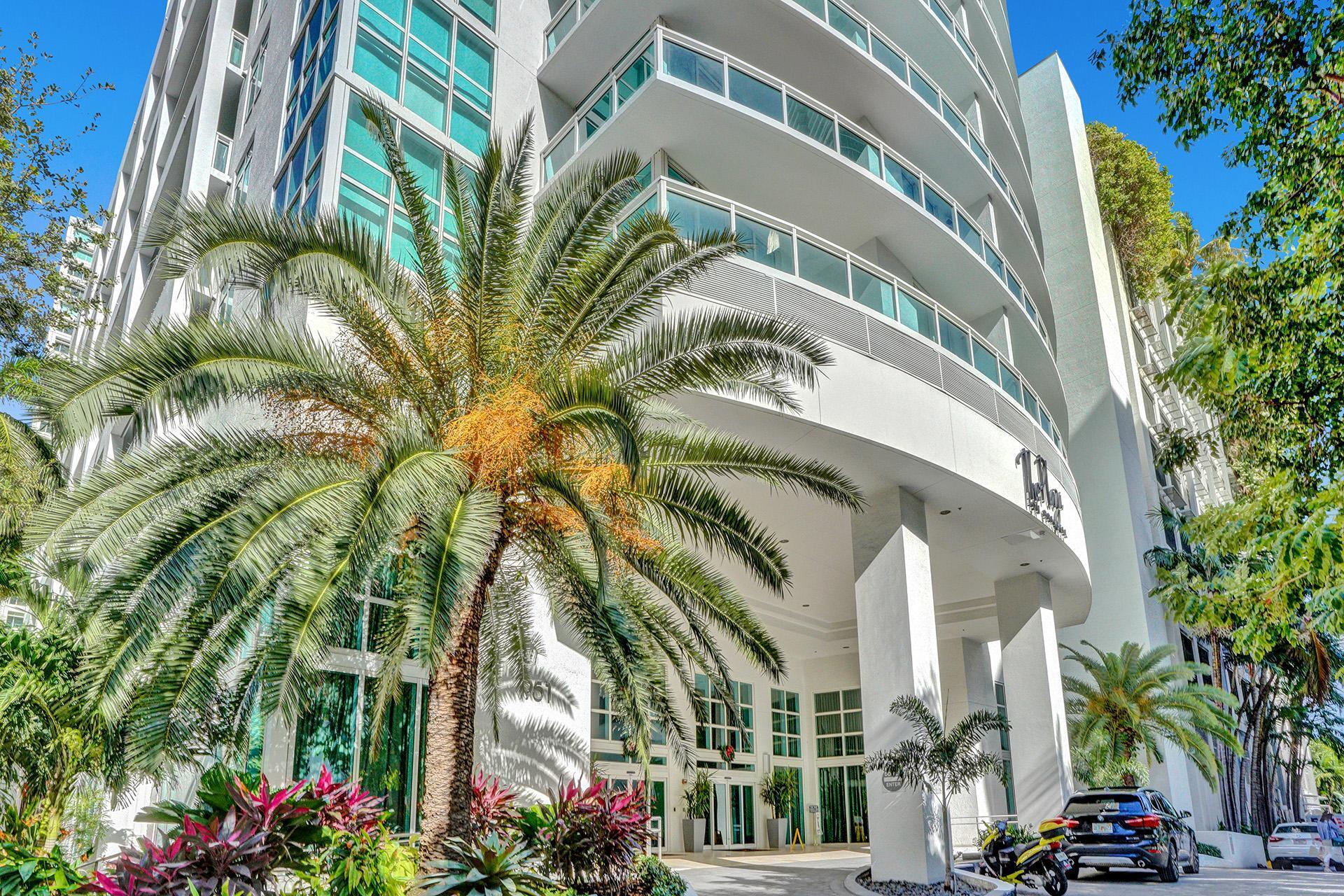THE PLAZA 901 BRICKELL CONDO - Residential