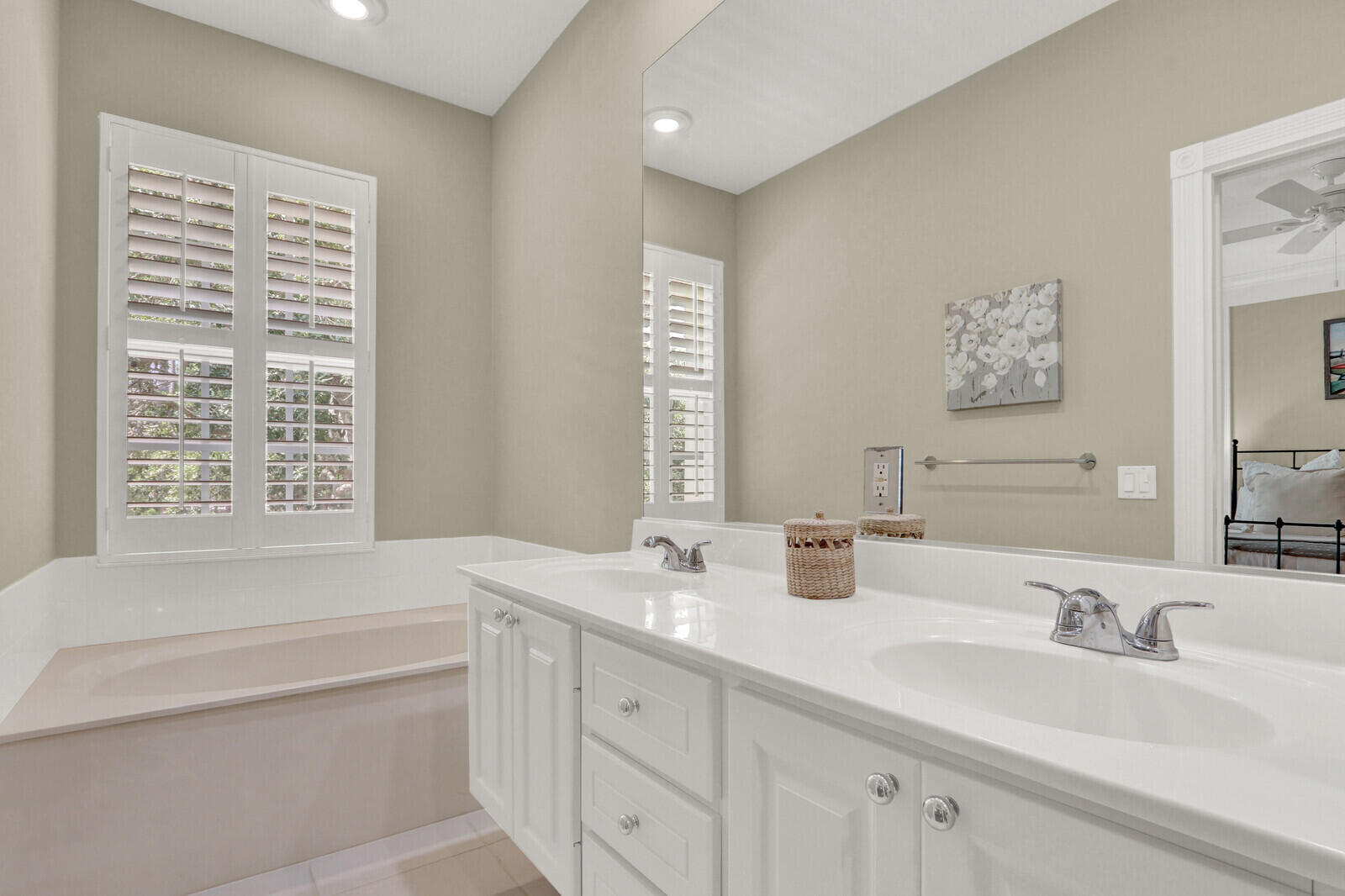 CAMBRIDGE AT ABACOA - Residential
