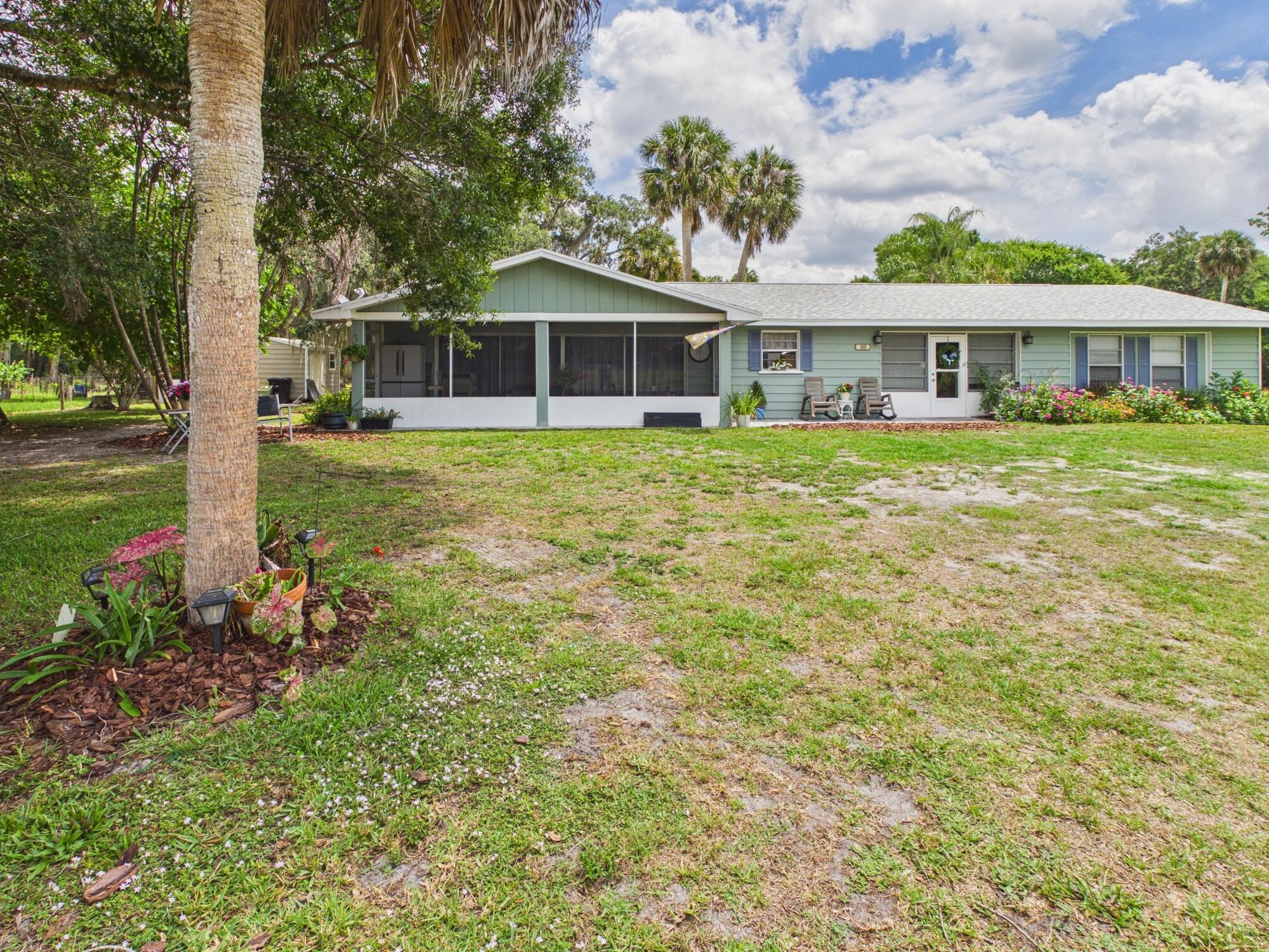 LAZY SEVEN RANCH ACRES - Residential