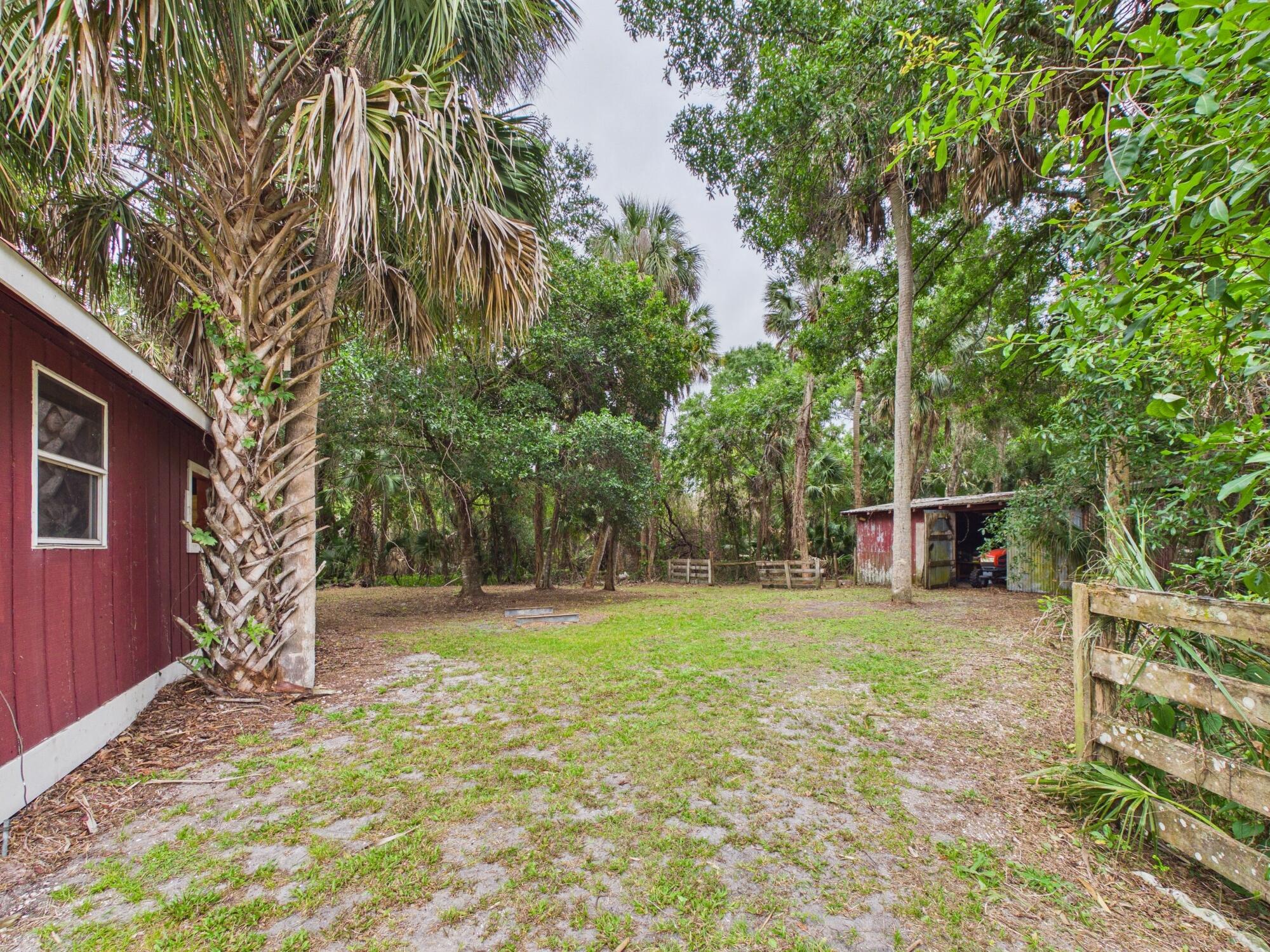 LAZY SEVEN RANCH ACRES - Residential