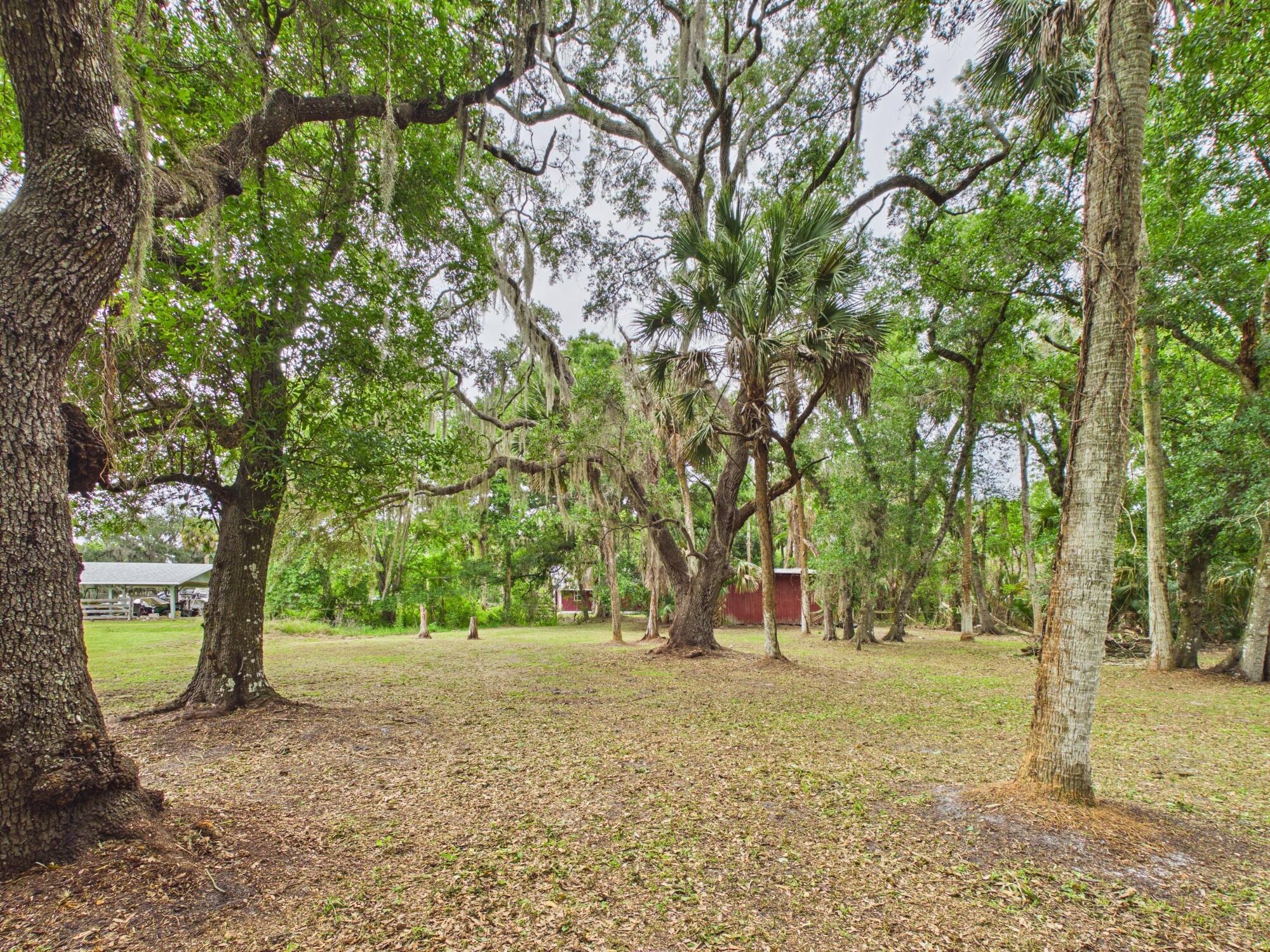 LAZY SEVEN RANCH ACRES - Residential