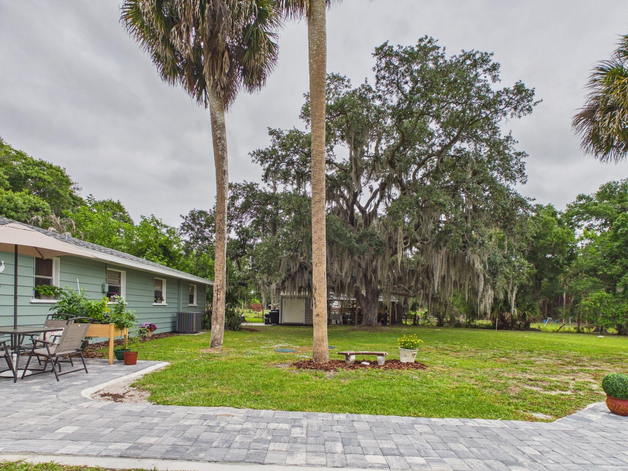 LAZY SEVEN RANCH ACRES - Residential