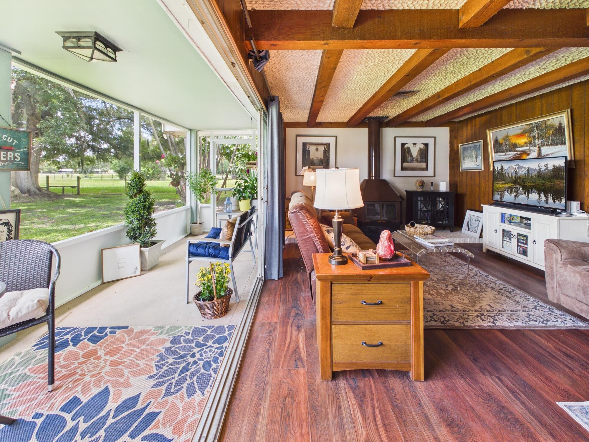LAZY SEVEN RANCH ACRES - Residential