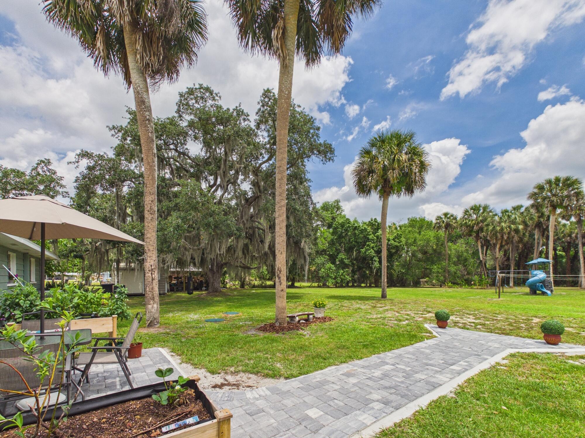 LAZY SEVEN RANCH ACRES - Residential