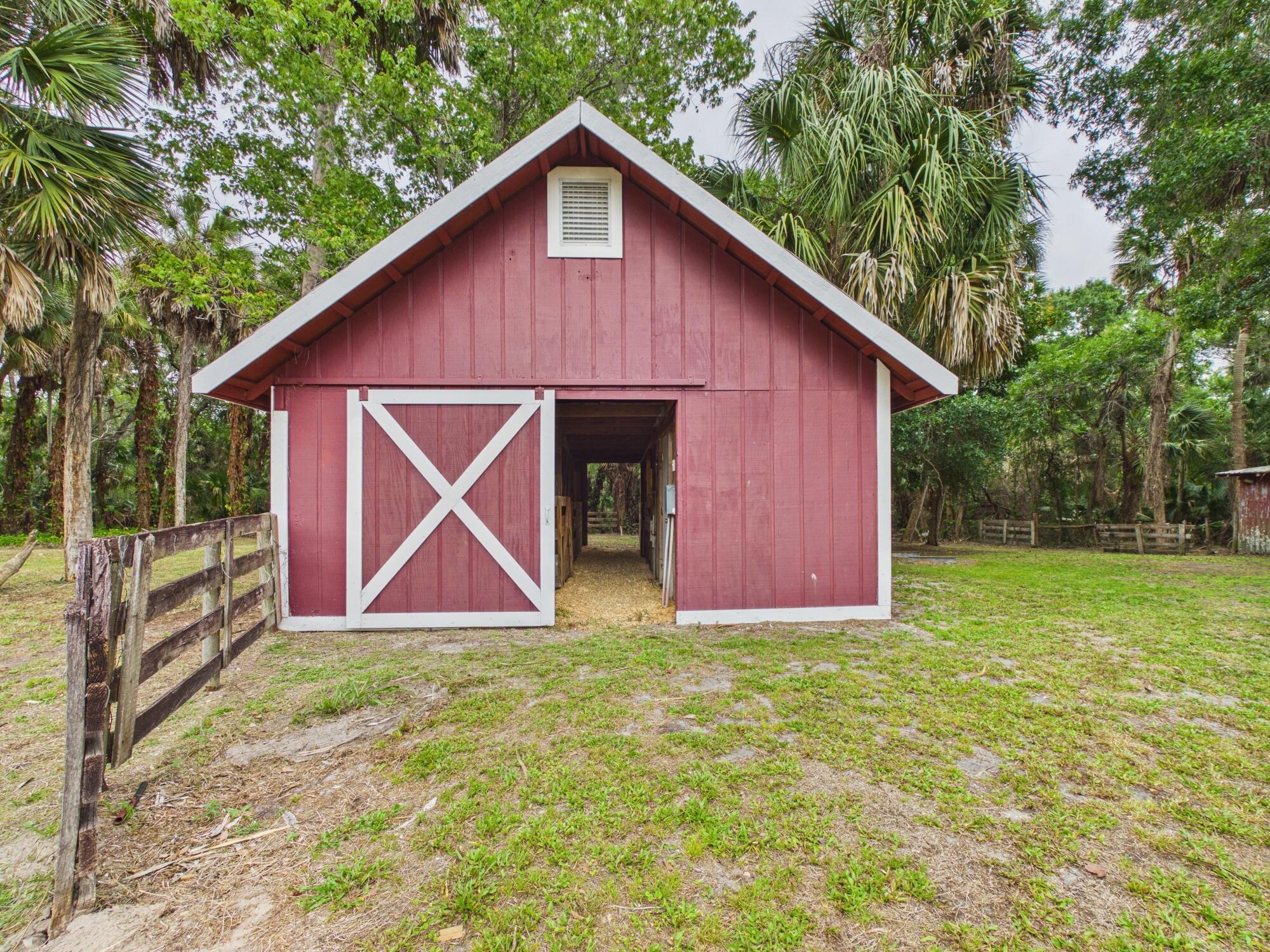LAZY SEVEN RANCH ACRES - Residential