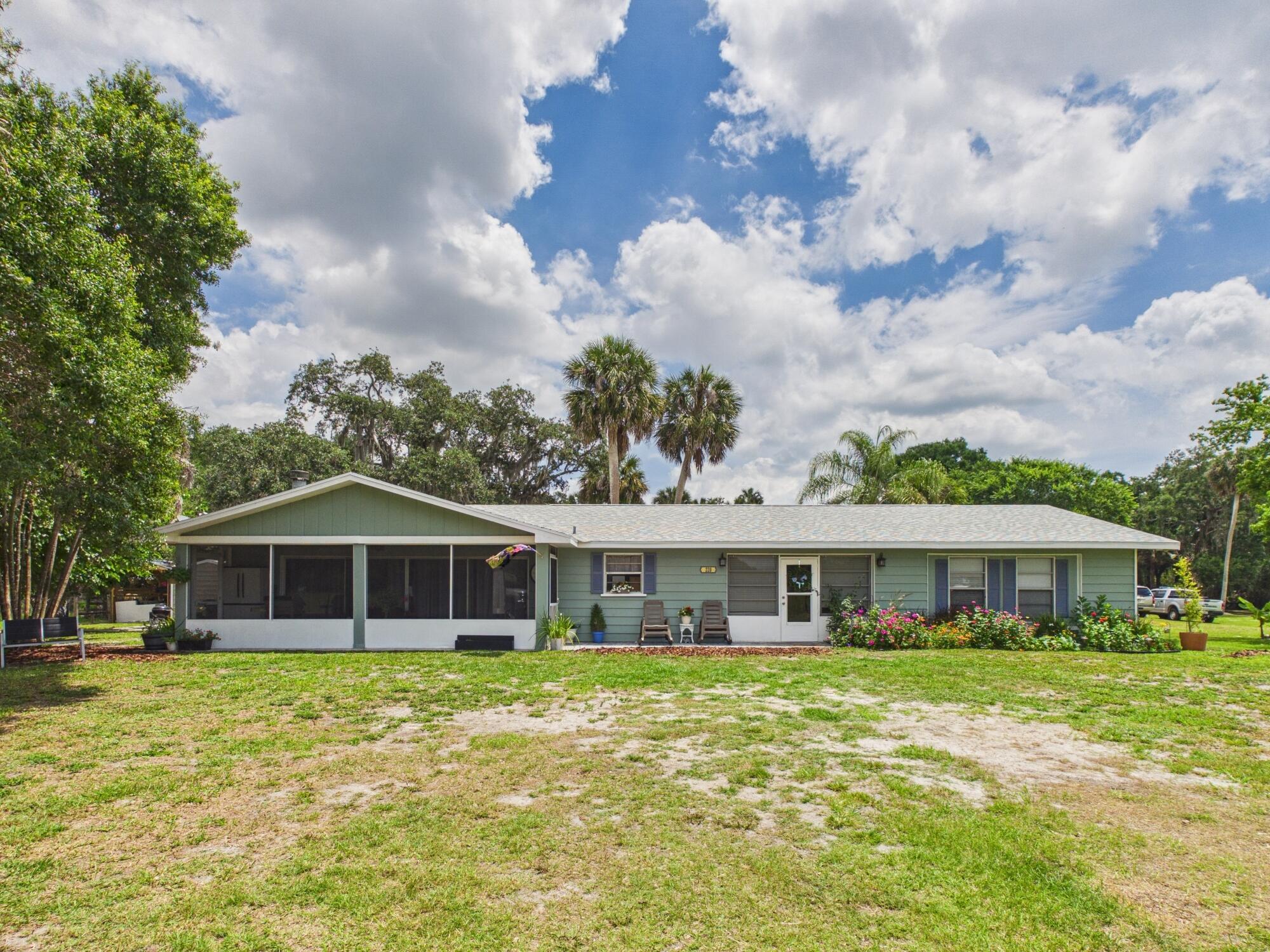 LAZY SEVEN RANCH ACRES - Residential