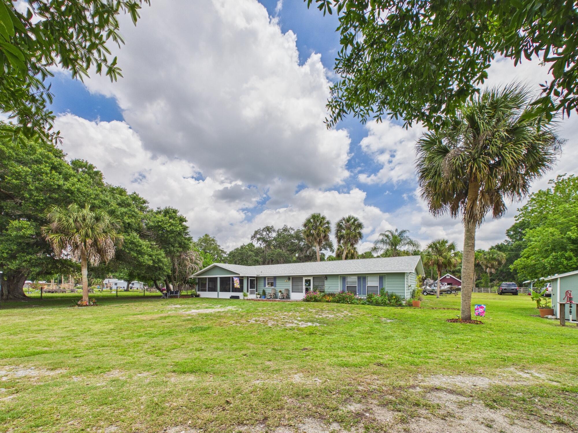 LAZY SEVEN RANCH ACRES - Residential