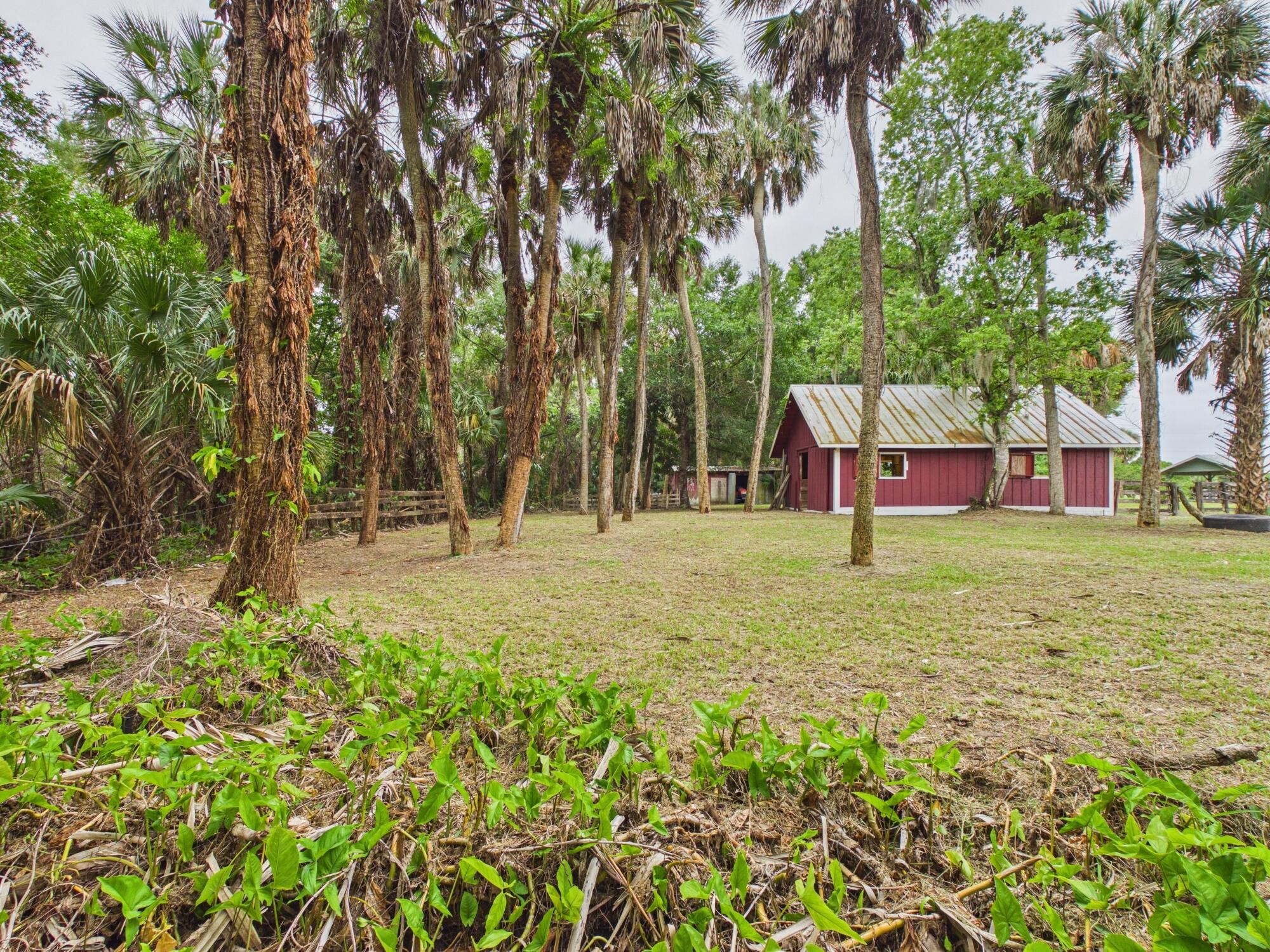 LAZY SEVEN RANCH ACRES - Residential
