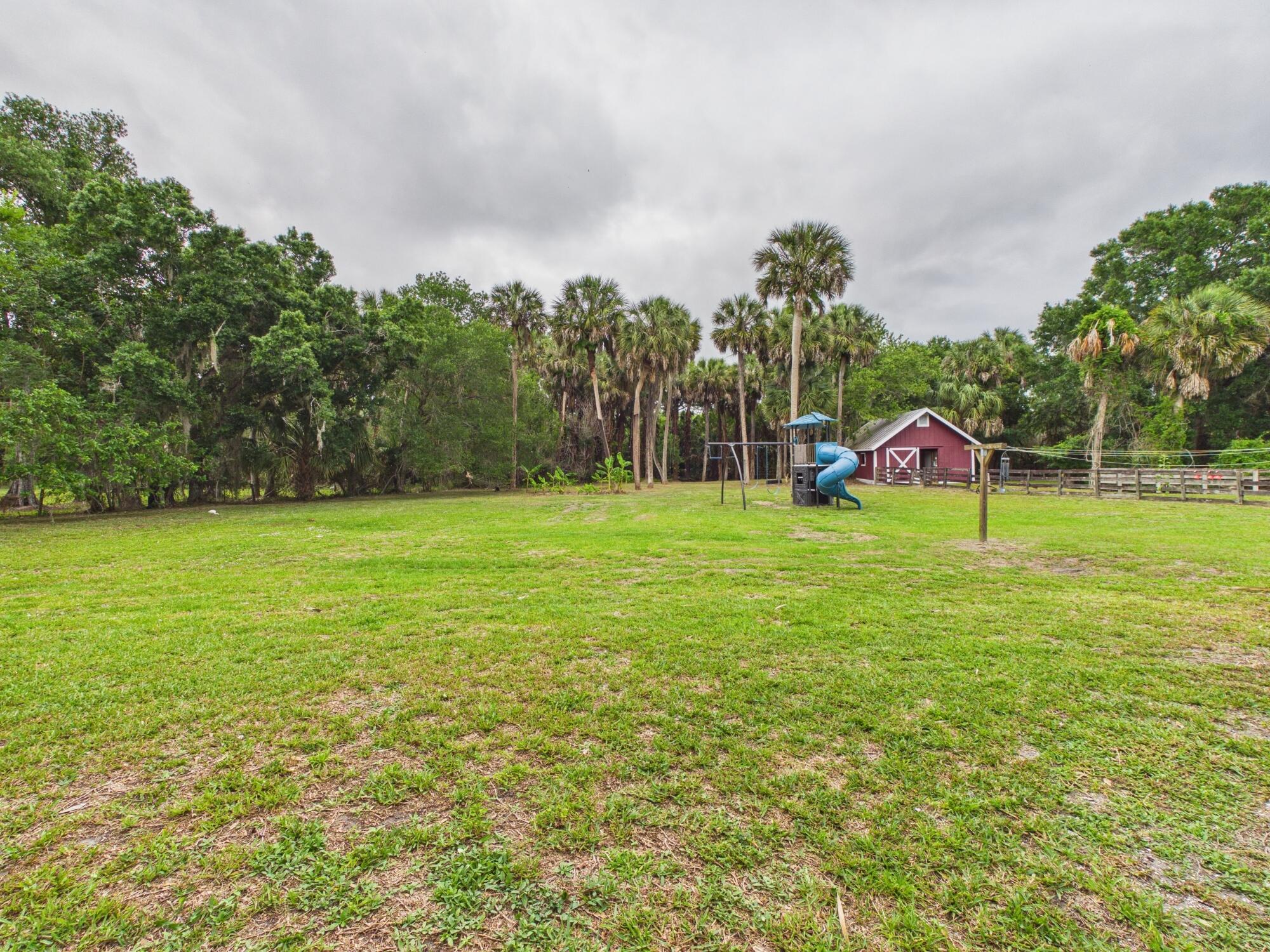 LAZY SEVEN RANCH ACRES - Residential