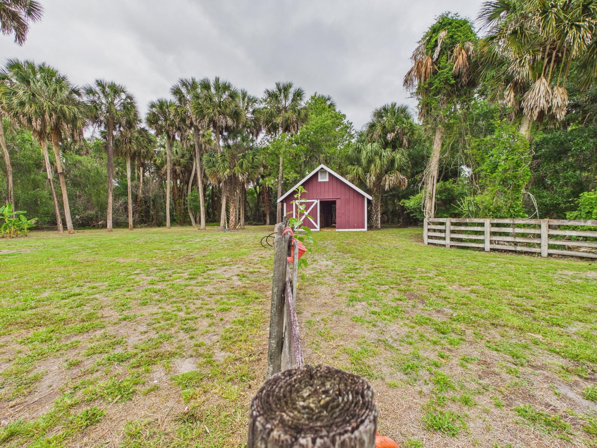 LAZY SEVEN RANCH ACRES - Residential