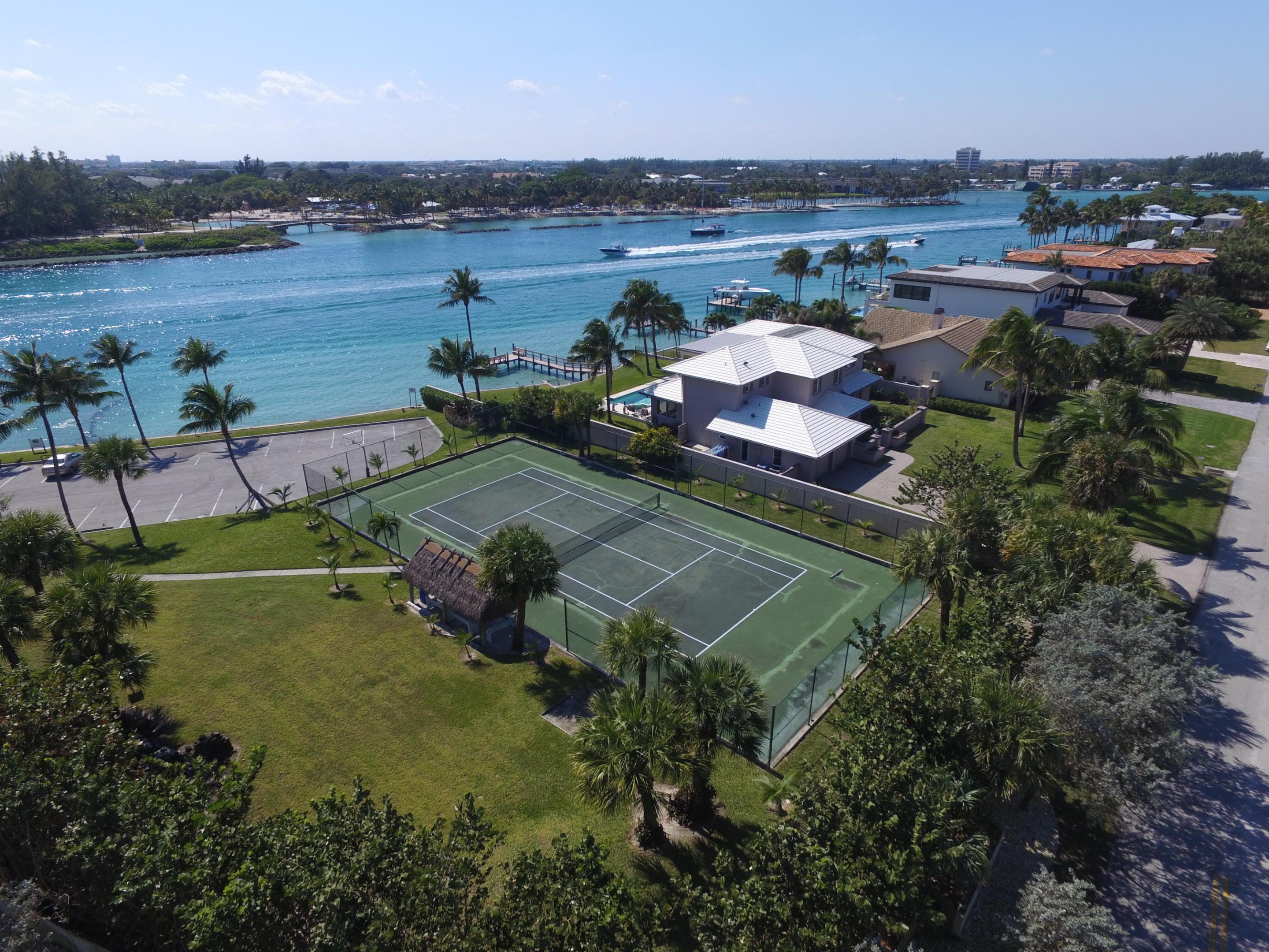 JUPITER INLET BEACH COLONY - Residential
