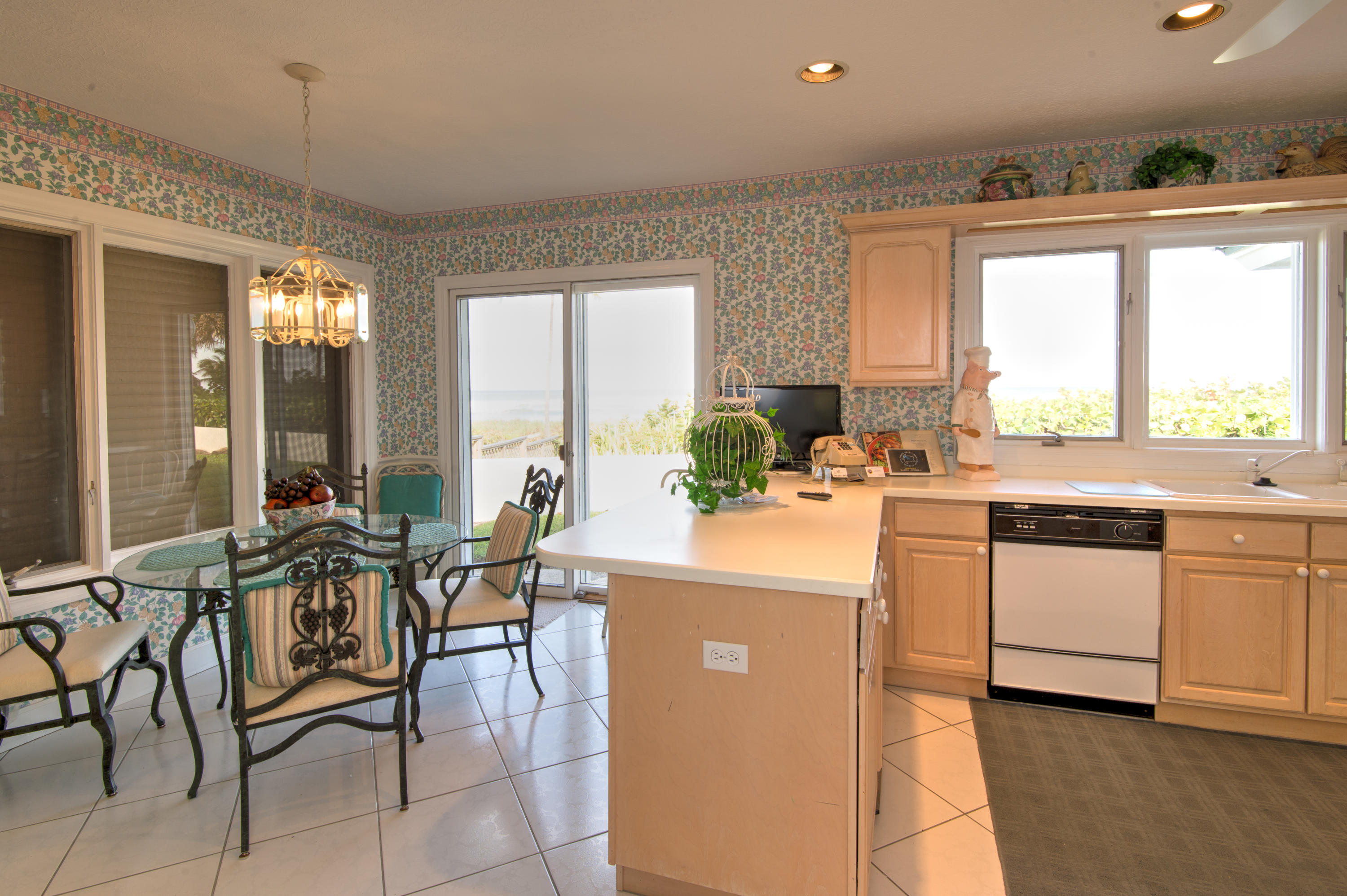 JUPITER INLET BEACH COLONY - Residential