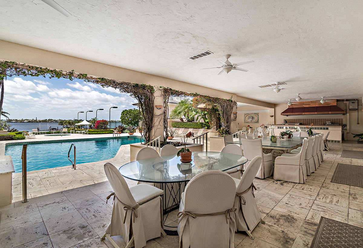 PALM BEACH ESTATES - Residential
