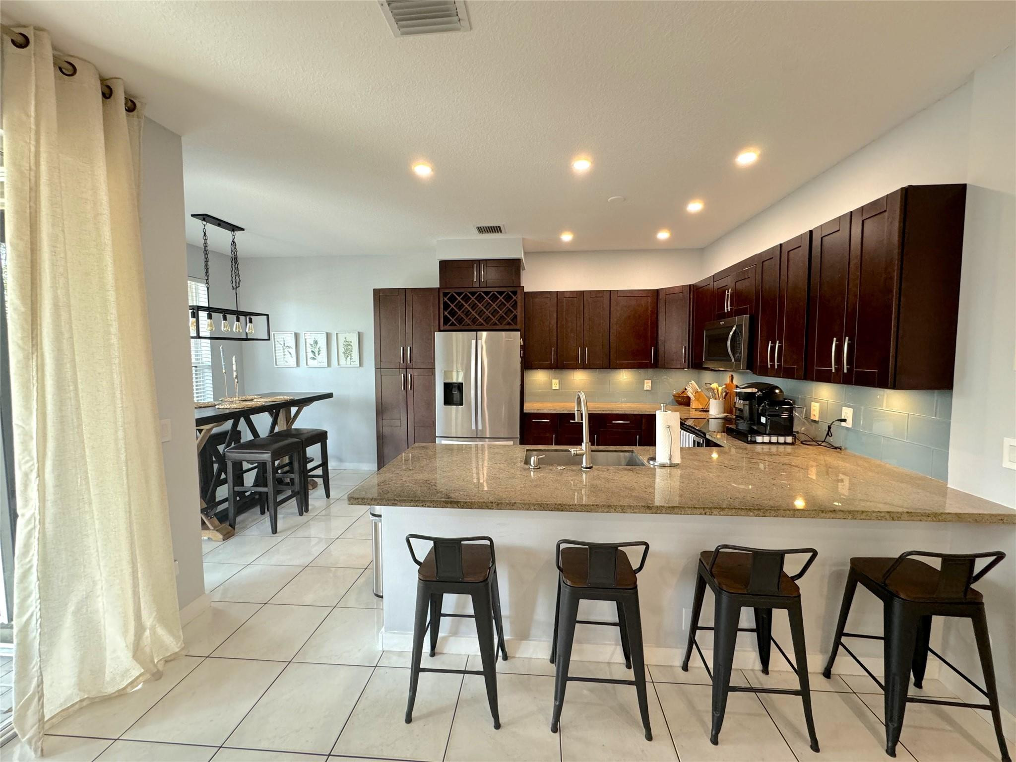 JACARANDA PARCEL 547 - Residential Lease