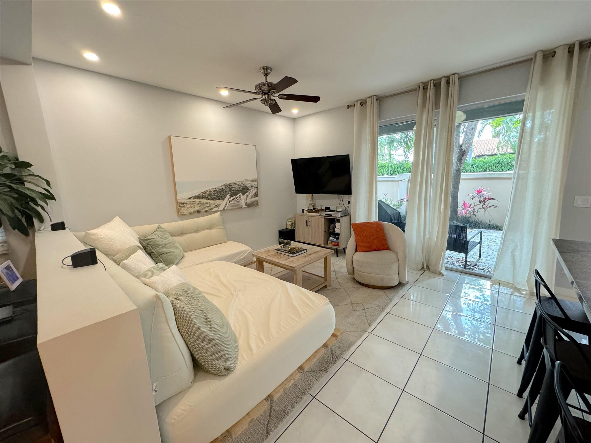 JACARANDA PARCEL 547 - Residential Lease