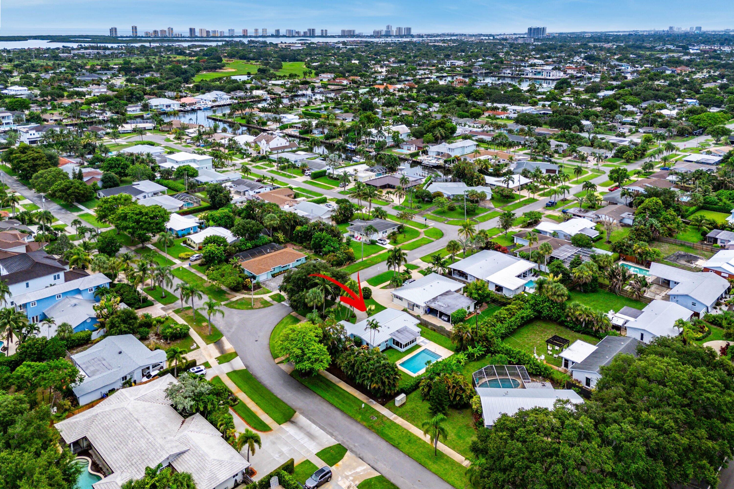 NORTH PALM BEACH VILLAGE OF 6 - Residential Lease
