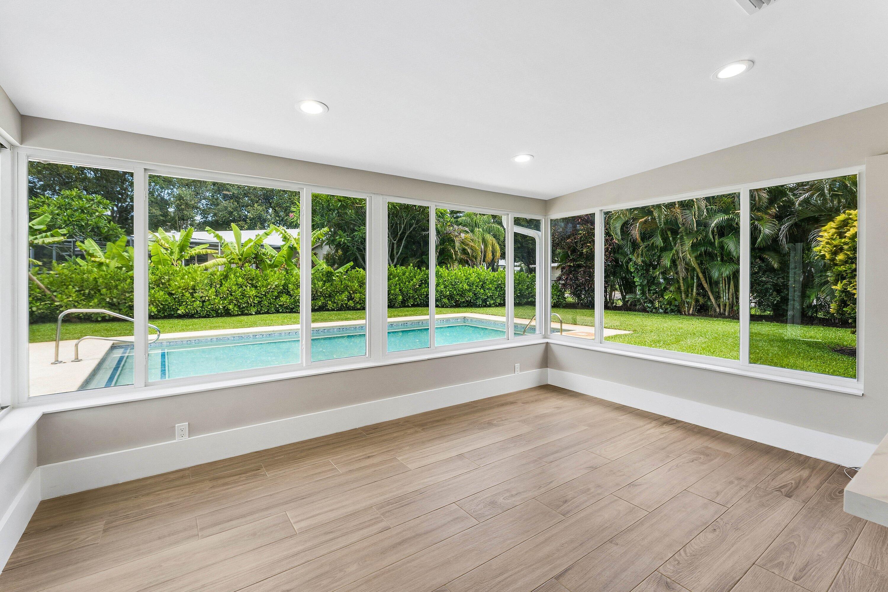 NORTH PALM BEACH VILLAGE OF 6 - Residential Lease