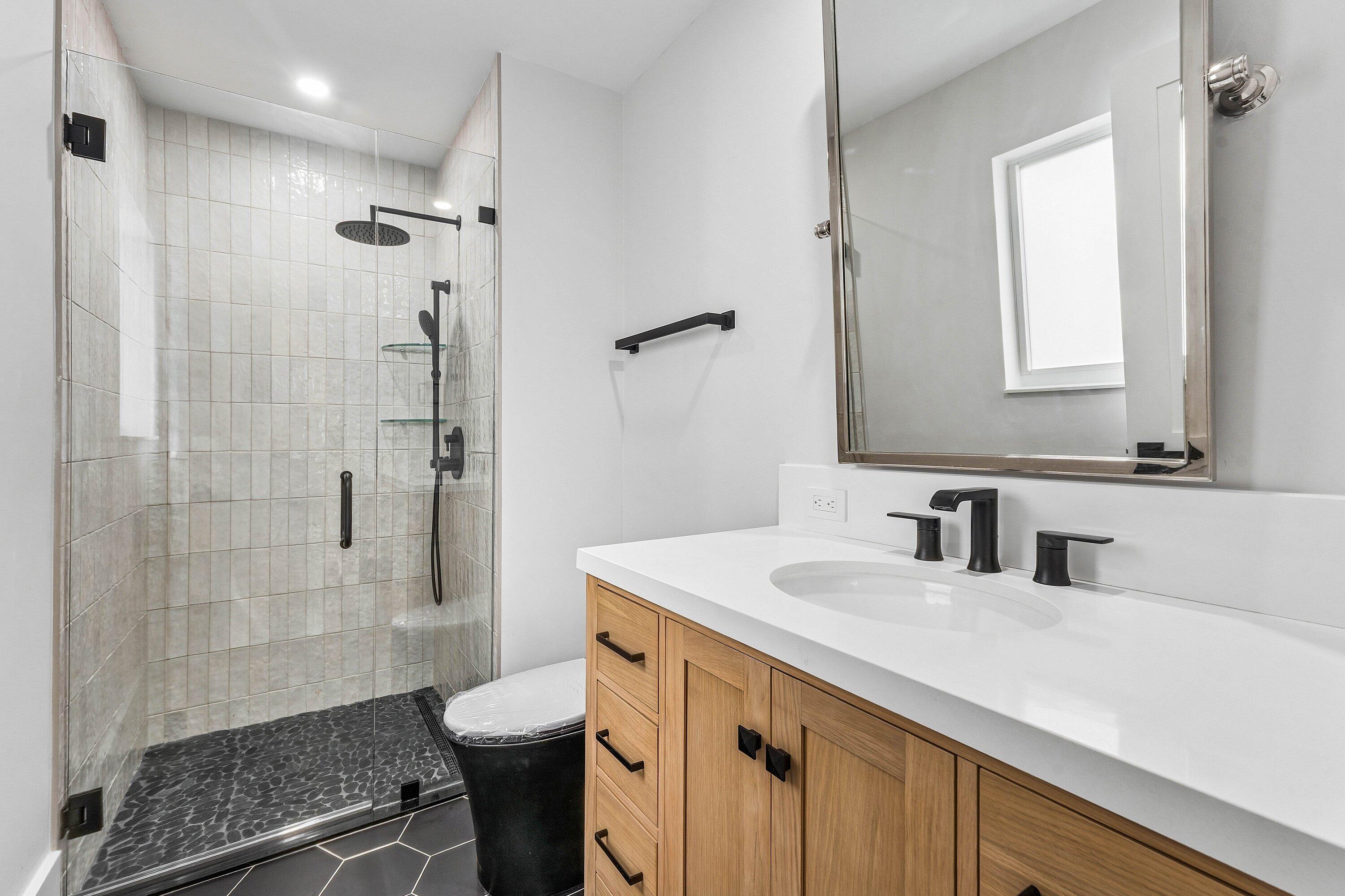 NORTH PALM BEACH VILLAGE OF 6 - Residential Lease