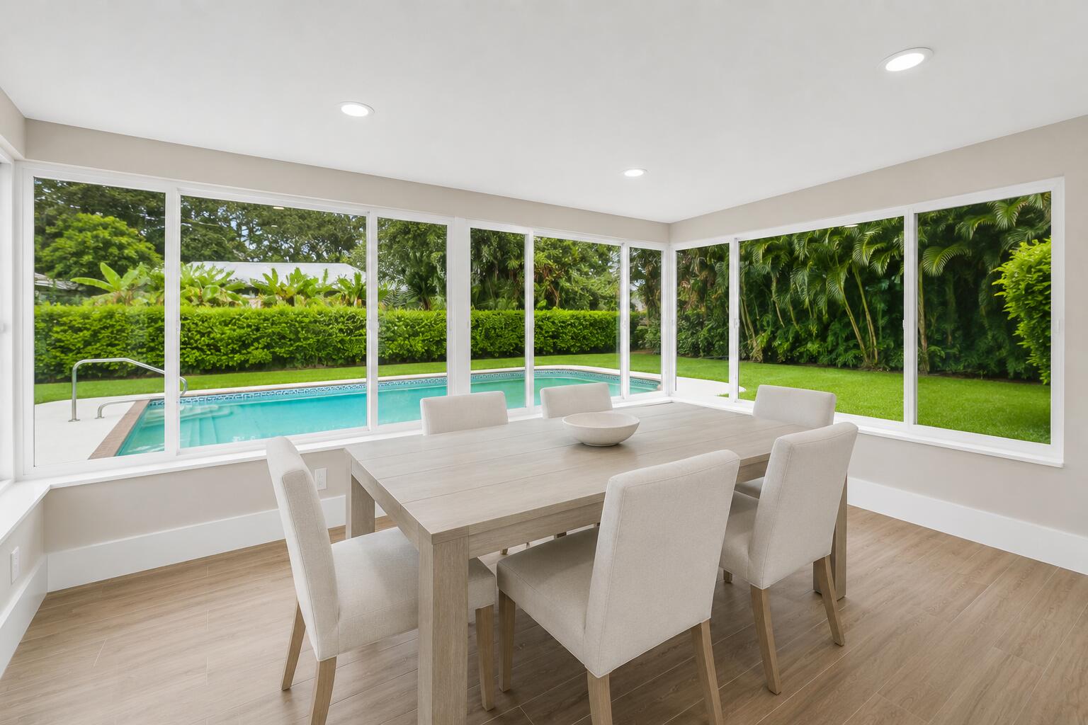NORTH PALM BEACH VILLAGE OF 6 - Residential Lease