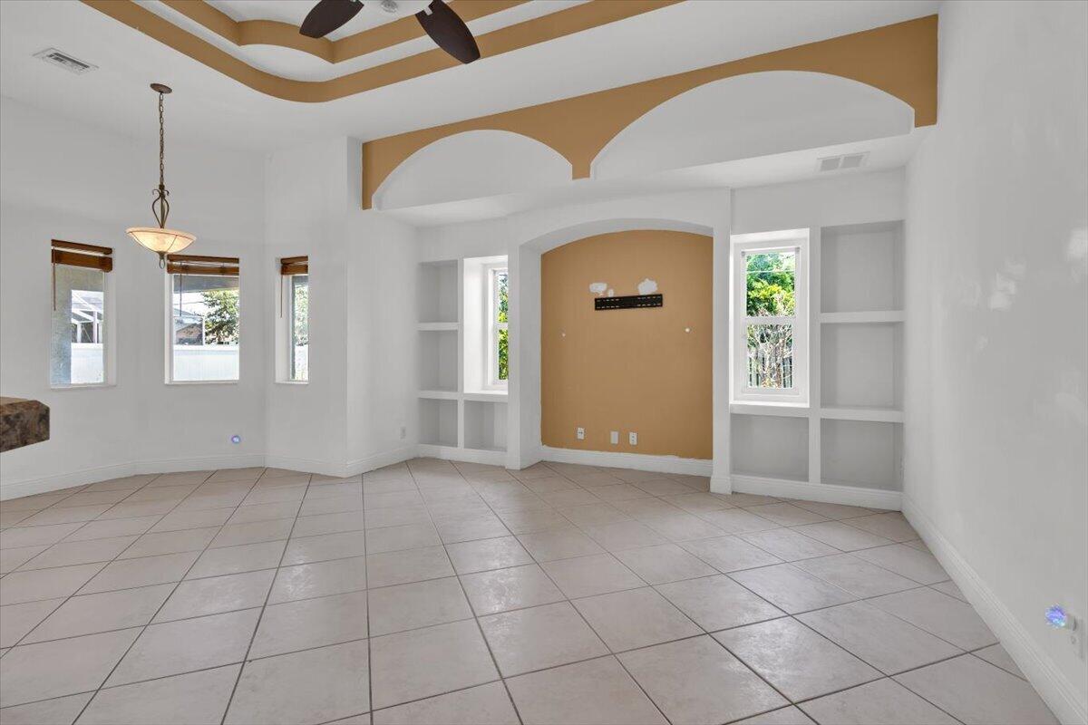 PORT ST LUCIE SECTION 17 - Residential