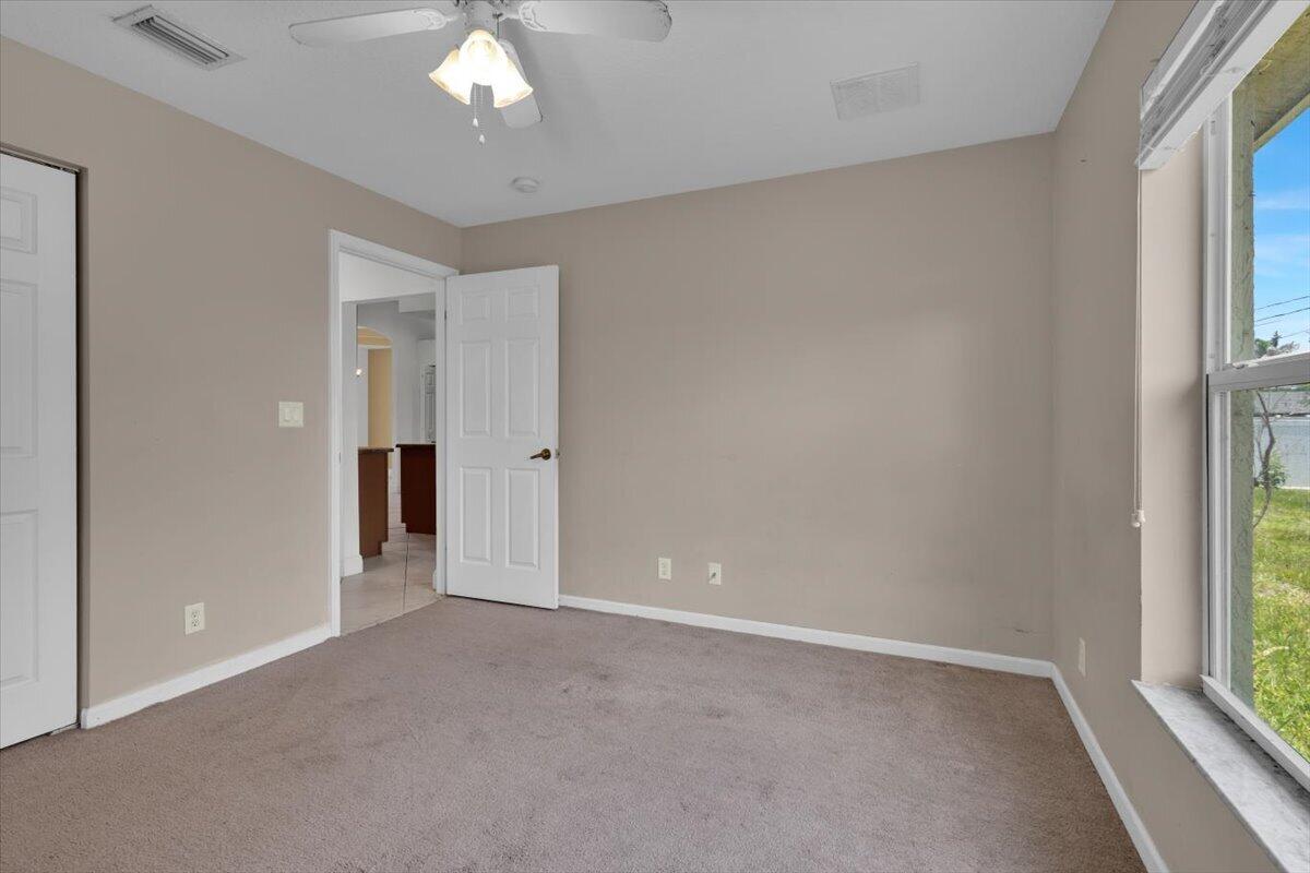 PORT ST LUCIE SECTION 17 - Residential