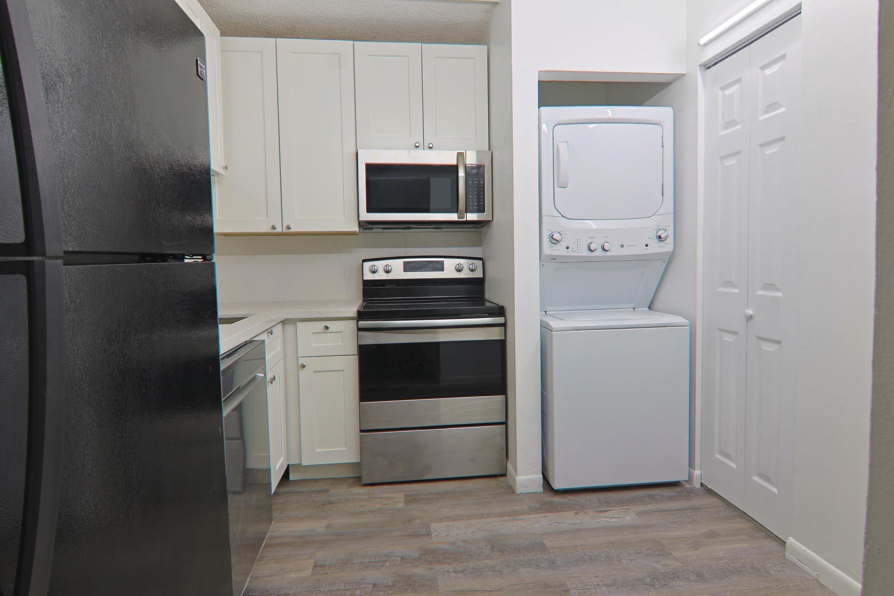 GREENTREE CONDO - Residential