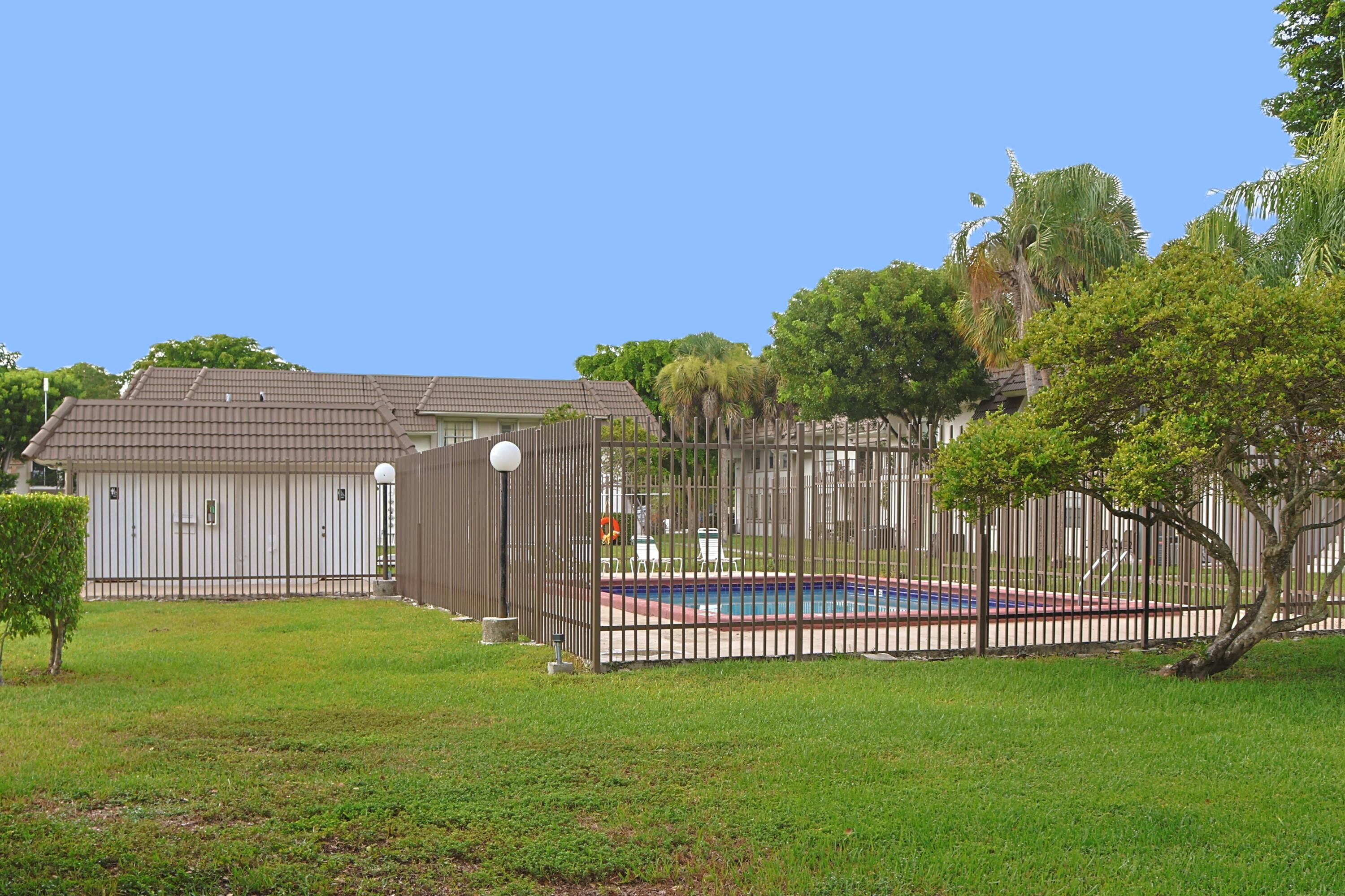 GREENTREE CONDO - Residential