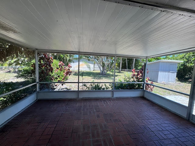 LAKE CHARLOTTE - Residential Lease