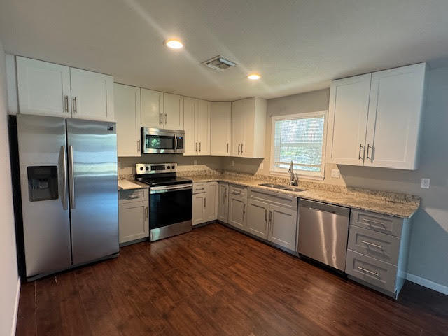 LAKE CHARLOTTE - Residential Lease