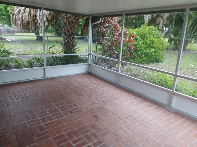 LAKE CHARLOTTE - Residential Lease