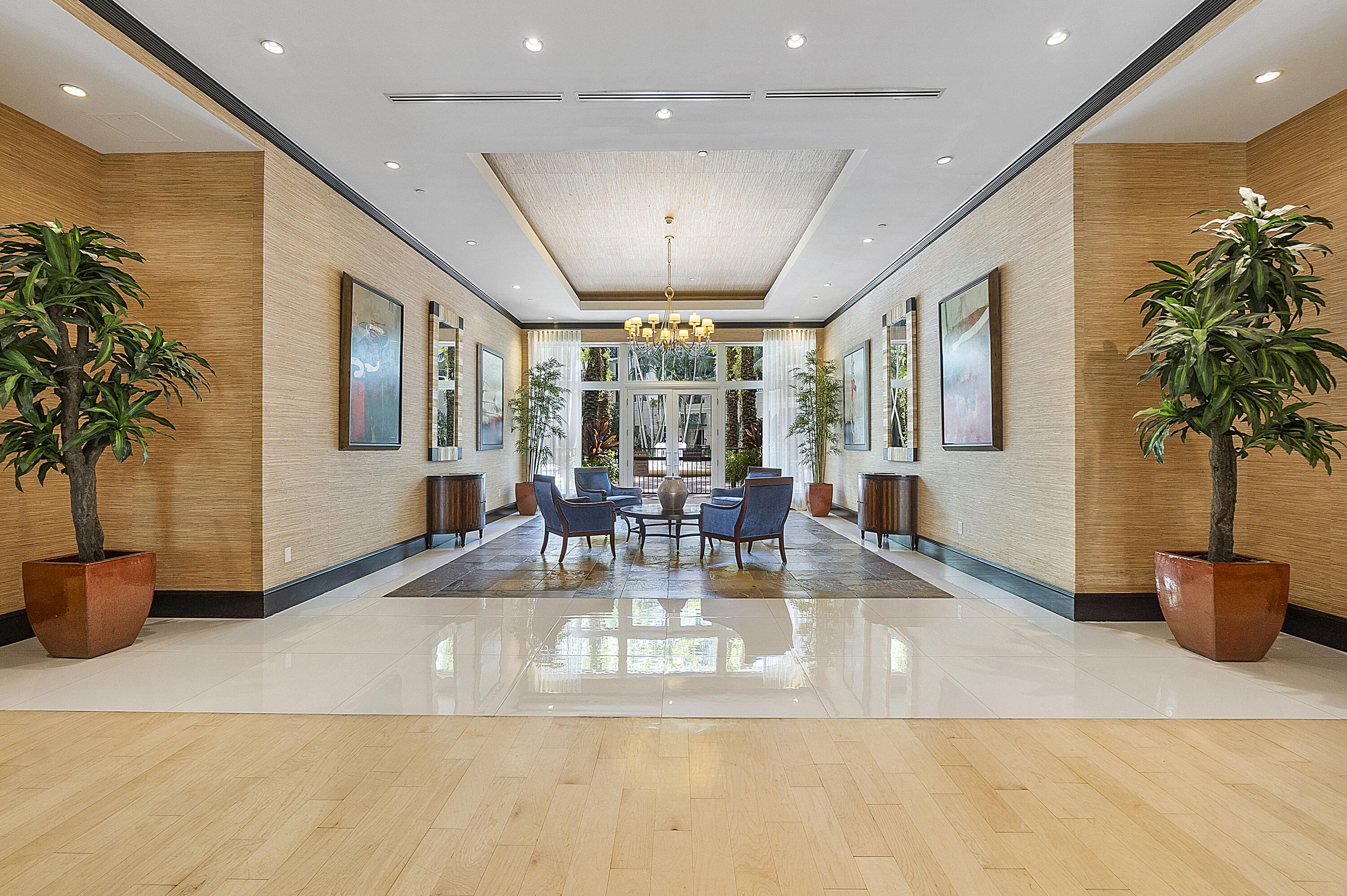 VERANDA CONDO - Residential